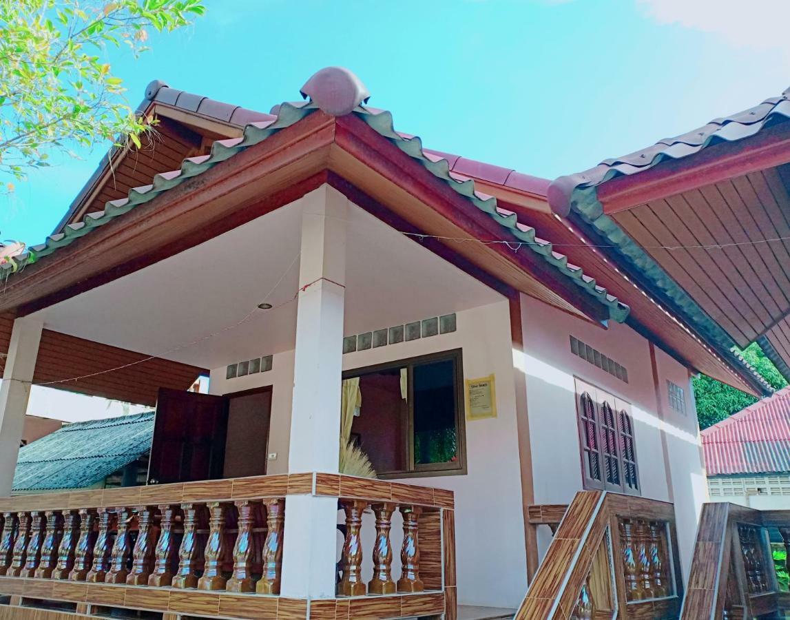 Silver Beach Bungalow Haad Yao Exterior foto