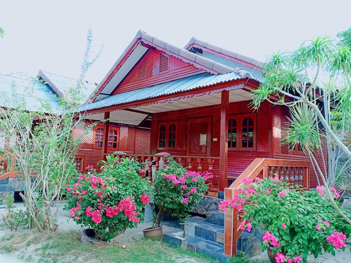 Silver Beach Bungalow Haad Yao Exterior foto